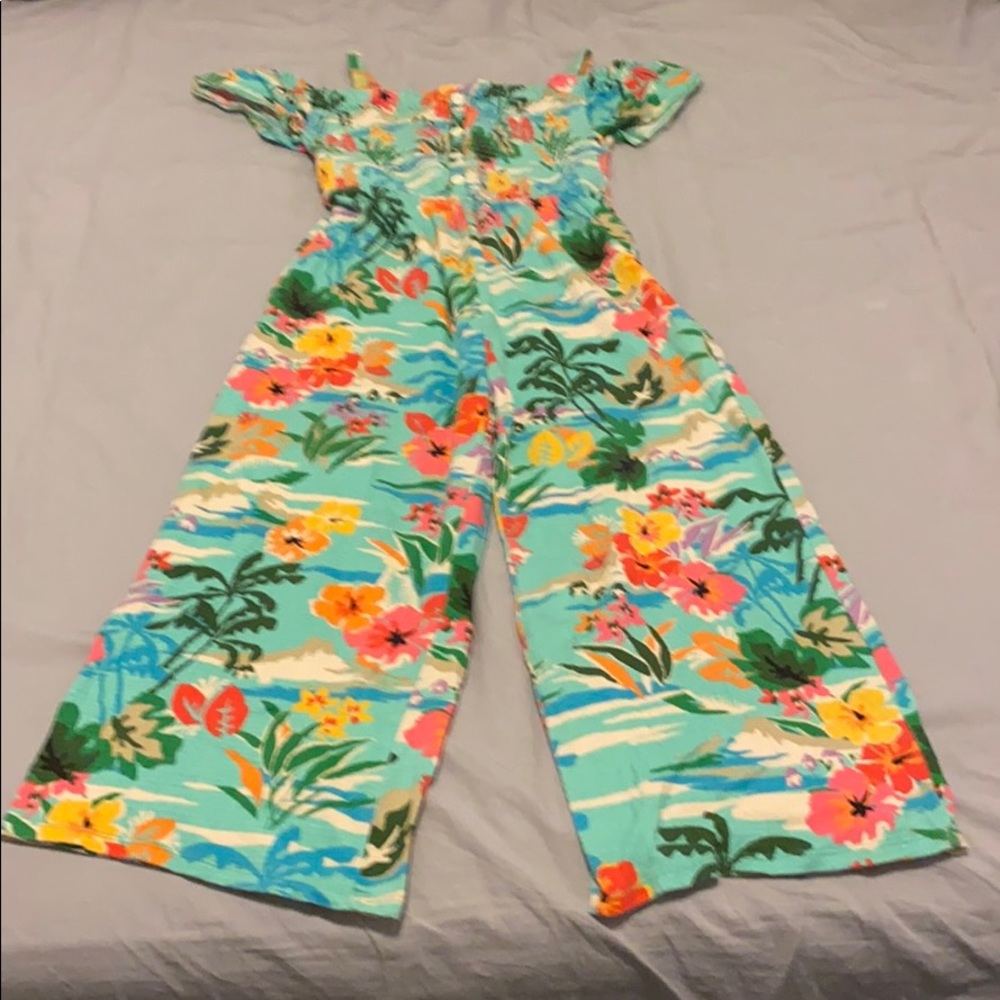 Beach lump suit